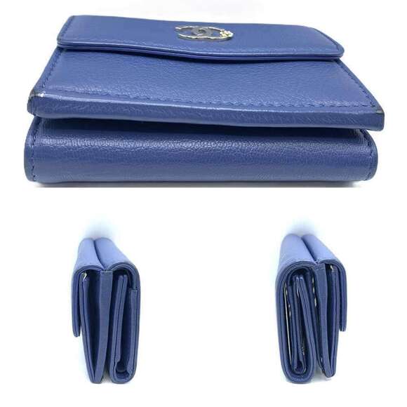 CHANEL Blue Leather Wallet - Picture 4 of 7